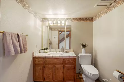 Bath - 40461 Rock Mtn, Fallbrook, CA 92028 photo 1 of 7