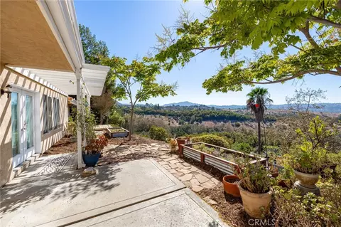 Exterior - 40461 Rock Mtn, Fallbrook, CA 92028 photo 17 of 19