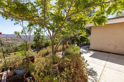 Exterior - 40461 Rock Mtn, Fallbrook, CA 92028 photo 10 of 19