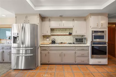 Kitchen - 40461 Rock Mtn, Fallbrook, CA 92028 photo 5 of 9
