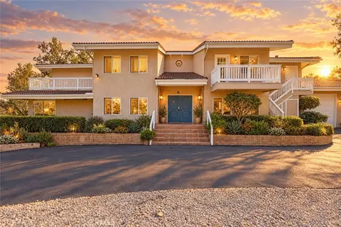 Exterior - 40461 Rock Mtn, Fallbrook, CA 92028 photo 2 of 19