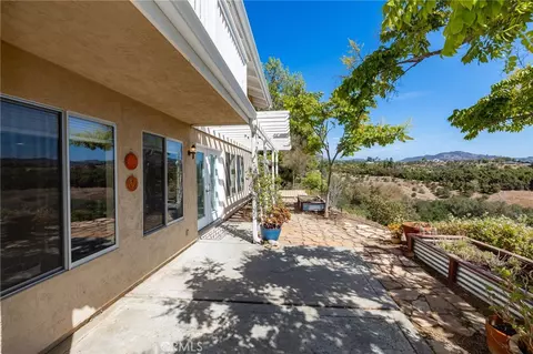 Exterior - 40461 Rock Mtn, Fallbrook, CA 92028 photo 9 of 19
