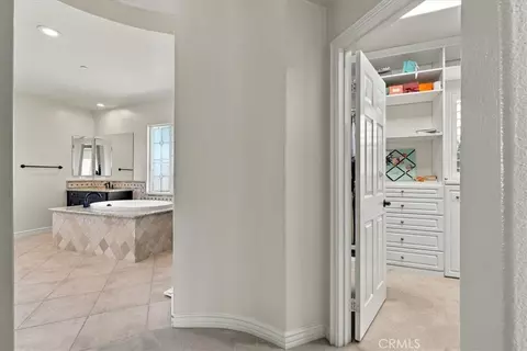 Entry Way - 365 Charles Swisher Ct, Fallbrook, CA 92028 photo 3 of 5