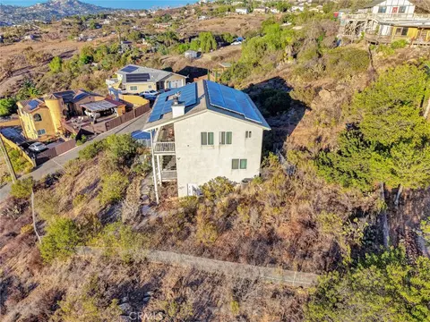 9173 Tokaj, Spring Valley, CA 91977 photo 7