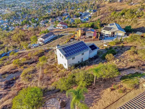 9173 Tokaj, Spring Valley, CA 91977 photo 6