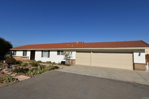 1510 Surrey Ct, Oceanside, CA 92057 photo 1
