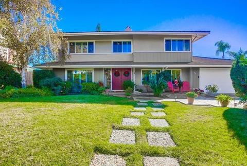 944 Cypress Dr, Vista, CA 92084 photo 1
