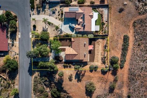 25560 Bellemore Dr, Ramona, CA 92065 photo 1