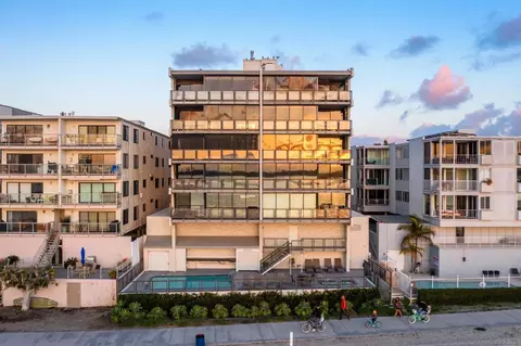 3860 Riviera Dr #502, San Diego, CA 92109