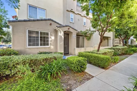 31179 Strawberry Tree Ln #103, Temecula, CA 92592 photo 1