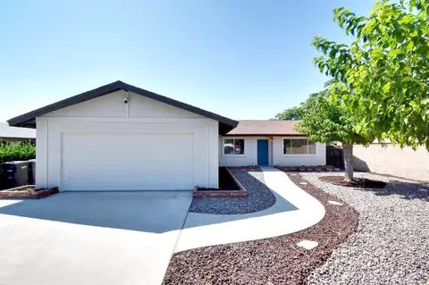 615 S Franklin St, Hemet, CA 92543