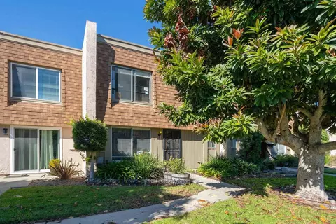 229 Festival Dr, Oceanside, CA 92057