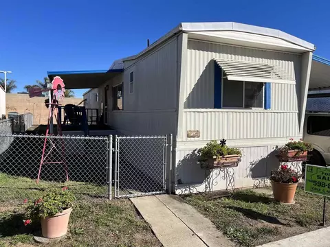 900 Howard Ave #67, Escondido, CA 92029