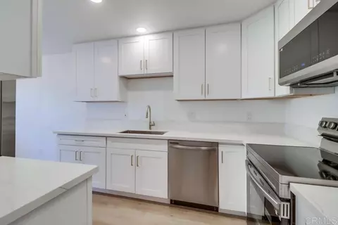 4460 Delta St #8, San Diego, CA 92113