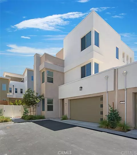 123 Sculpture, Irvine, CA 92618