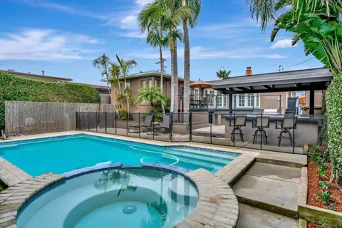 3525 Garfield St, Carlsbad, CA 92008
