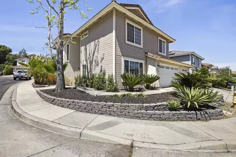 1916 Angeles, Escondido, CA 92029