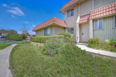 582 Beverly Pl, San Marcos, CA 92078 photo 1