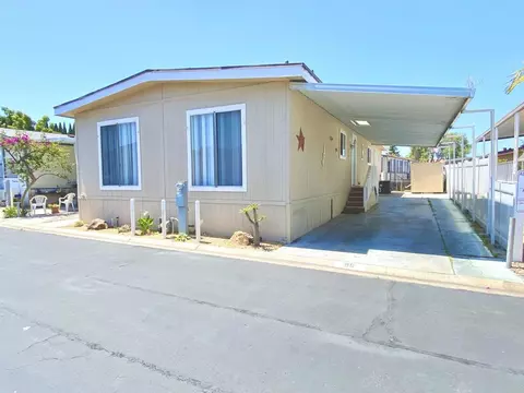 4660 N River Rd #96, Oceanside, CA 92057