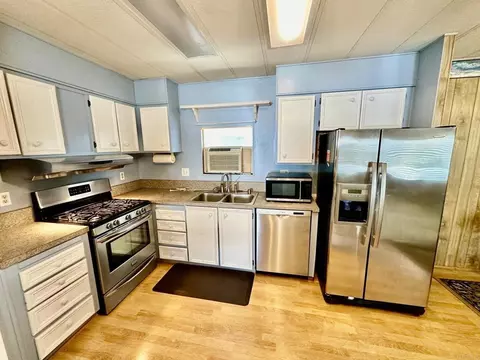 2130 Sunset Dr #41, Vista, CA 92081