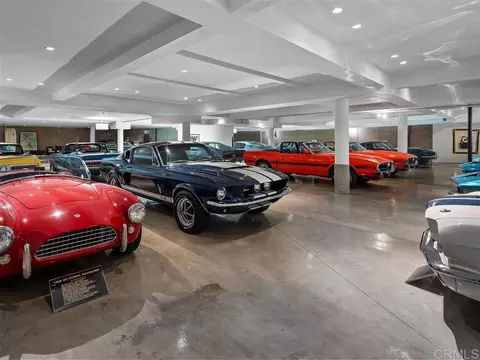 Exterior - 1410 Inspiration Dr, La Jolla, CA 92037 photo 11 of 11