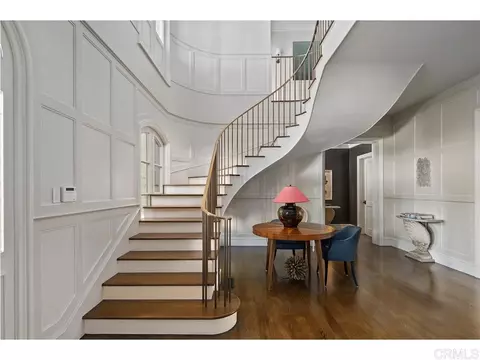 Entry Way - 1410 Inspiration Dr, La Jolla, CA 92037 photo 1 of 1