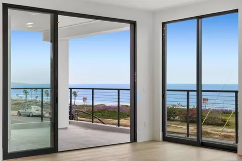 4006 Garfield St, Carlsbad, CA 92008