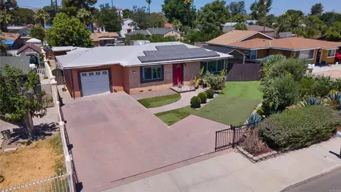 674 S San Marcos Pl, San Jacinto, CA 92583