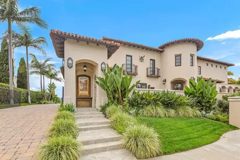 7081 Aviara Dr, Carlsbad, CA 92011