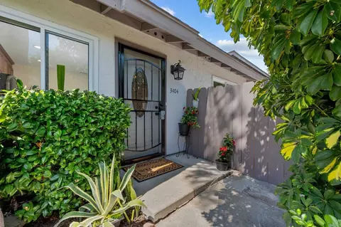 3404 Thunder Dr, Oceanside, CA 92056