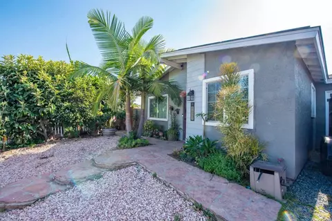 139 De La Rondo, Oceanside, CA 92057 photo 1