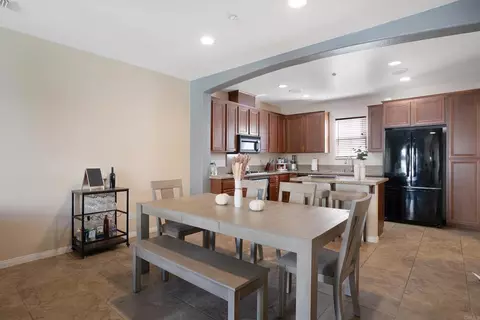 2236 Huntington Point Rd #60, Chula Vista, CA 91914