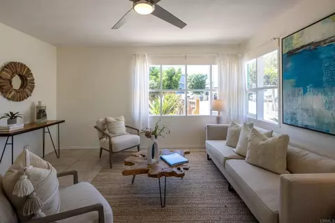 3920 Garfield St, Carlsbad, CA 92008