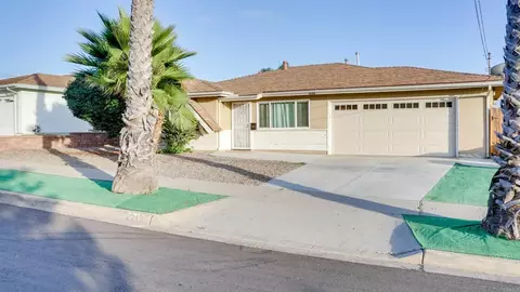 2217 Crestline Dr, Oceanside, CA 92054