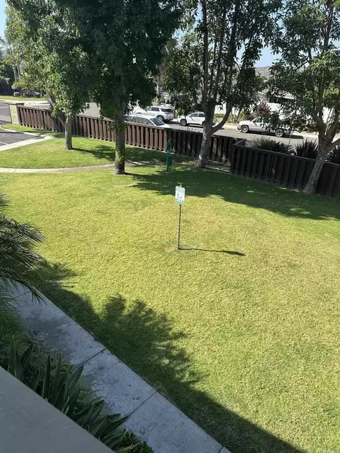 194 NE Avenida Descanso Ave #G, Oceanside, CA 92057