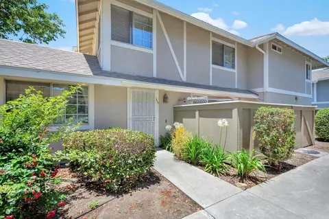 817 Stillwater Cove Way, Oceanside, CA 92058