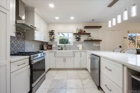 1247 Loch Lomond Dr, Cardiff By The Sea, CA 92007
