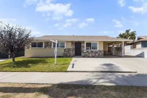441 W Redondo Dr, Oceanside, CA 92057