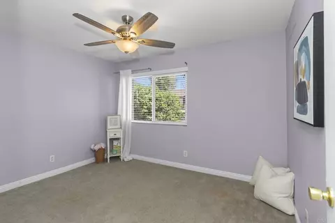 Bedroom - 839 Willow Tree Ln, Fallbrook, CA 92028 photo 4 of 4