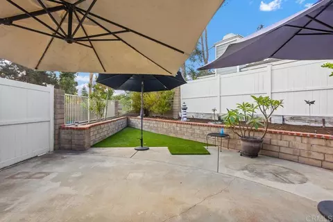 Exterior - 1025 Brewley Ln, Vista, CA 92081 photo 8 of 9