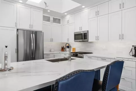 Kitchen - 1025 Brewley Ln, Vista, CA 92081 photo 2 of 6