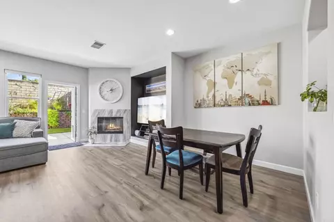 4490 Brisbane Way # 3, Oceanside, CA 92058