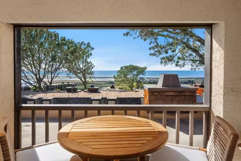 2264 Del Mar Scenic Pkwy, Del Mar, CA 92014