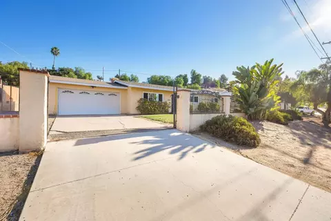 1015 Evelyn St, San Diego, CA 92114