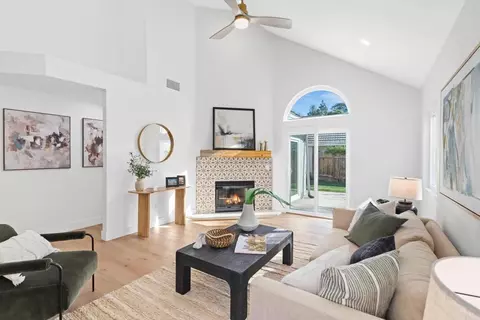 10424 Rancho Carmel Dr, San Diego, CA 92128