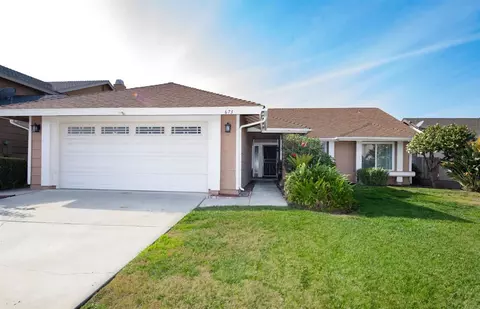 673 Sunningdale Dr, Oceanside, CA 92057