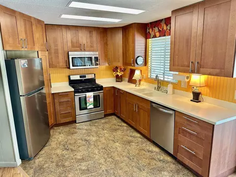 2130 Sunset Dr #45, Vista, CA 92081