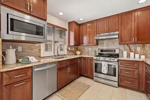 10198 Wateridge Cir #157, San Diego, CA 92121
