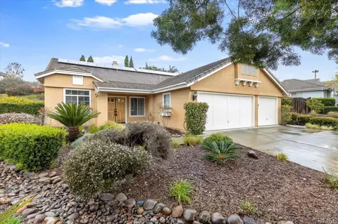 4868 Cardiff Bay Dr, Oceanside, CA 92057