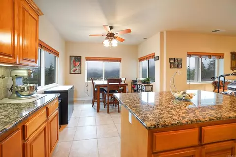 Kitchen - 1626 Frisius Dr, Julian, CA 92036 photo 2 of 3